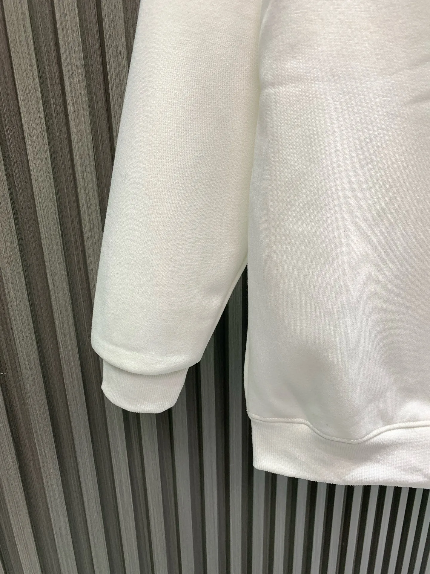🅿️280 white